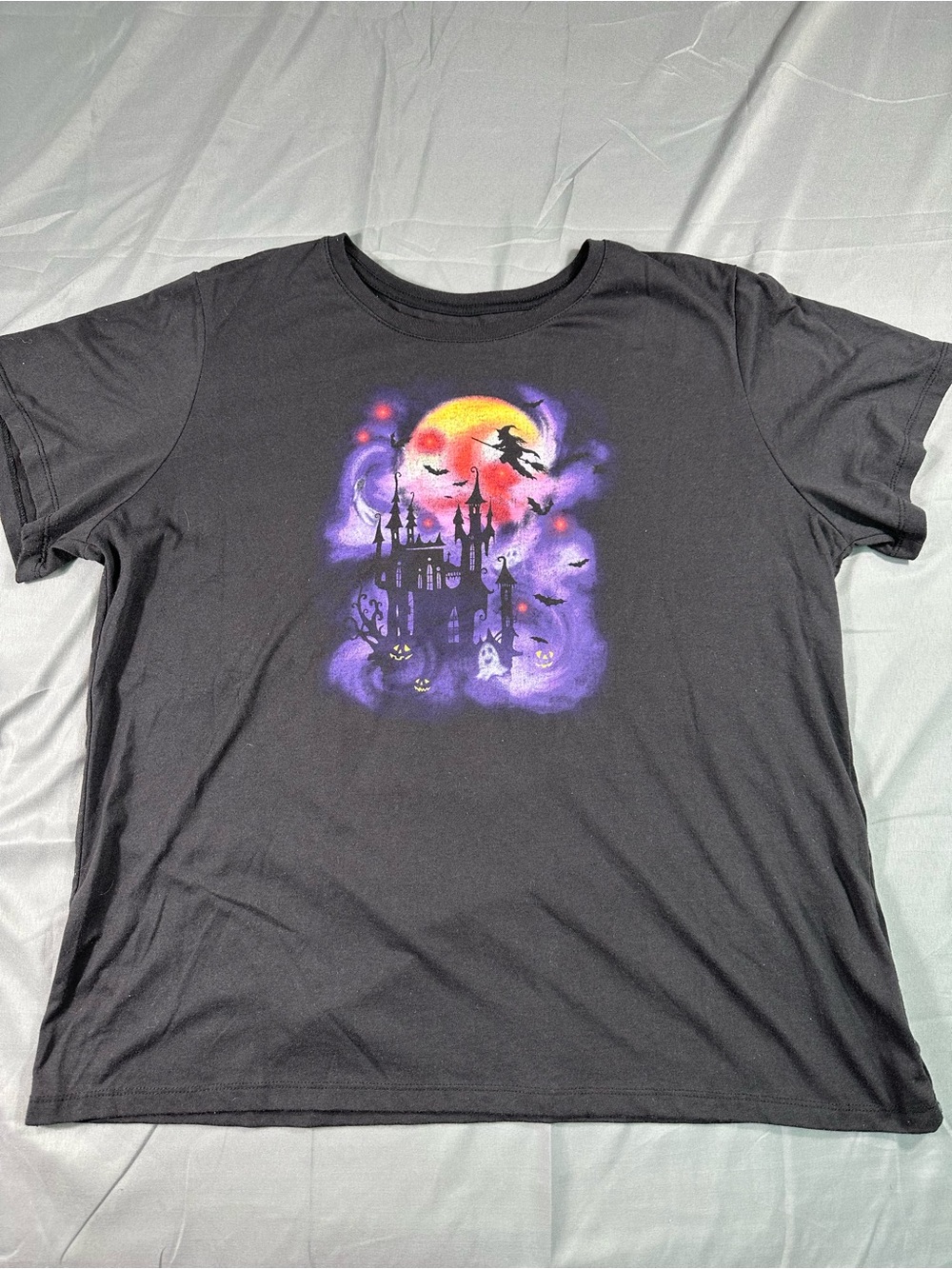 Celebrate Halloween Black T-shirt Witch Moon Purple Castle Size XXL Women’s